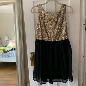 Black and Gold Sequin Dress - Size Small